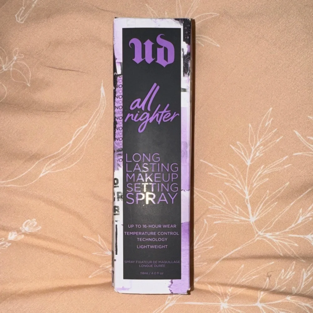 NIB Unopened Urban Decay All Nighter Makeup Setting Spray - Purple and Black